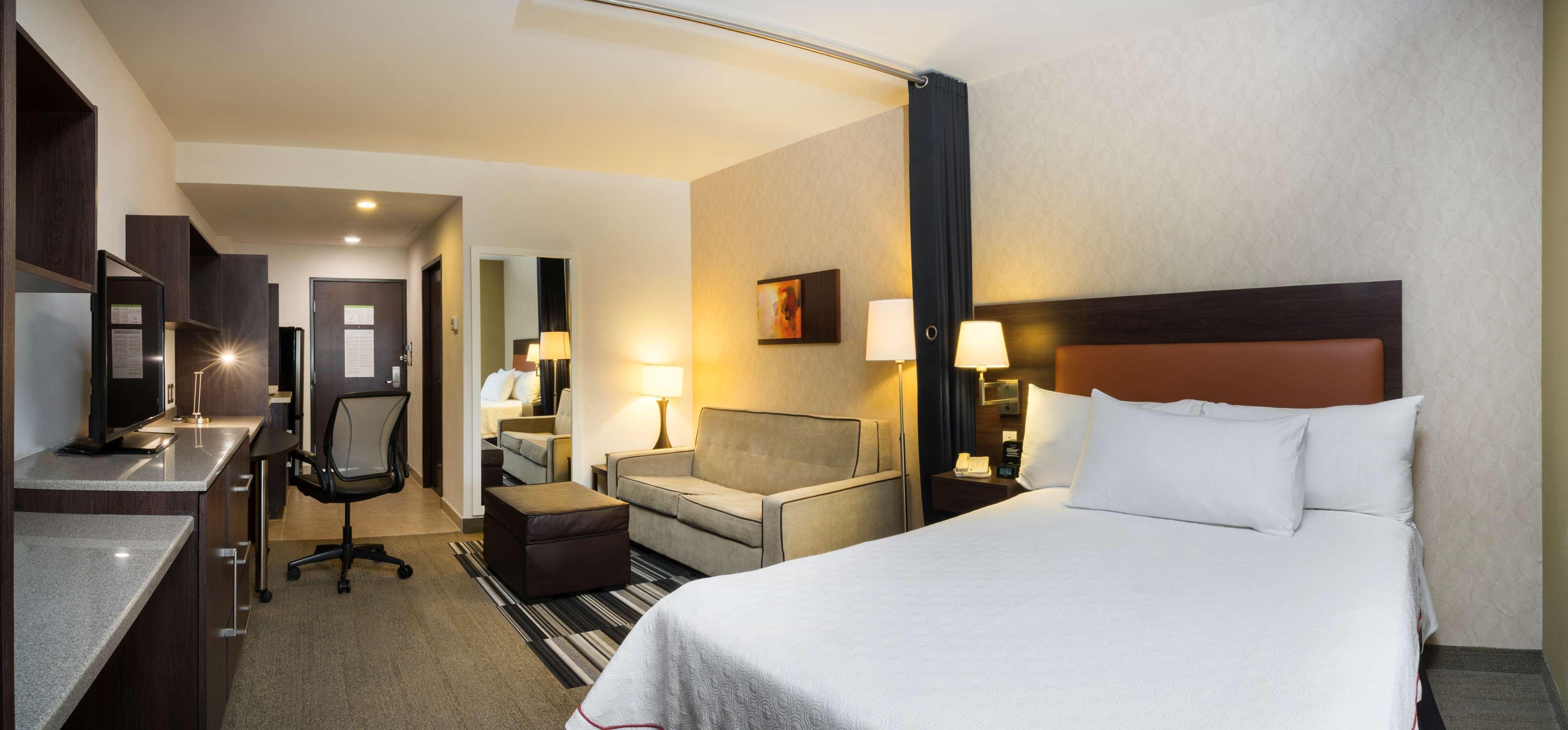 Homewood By Hilton 3* Querétaro